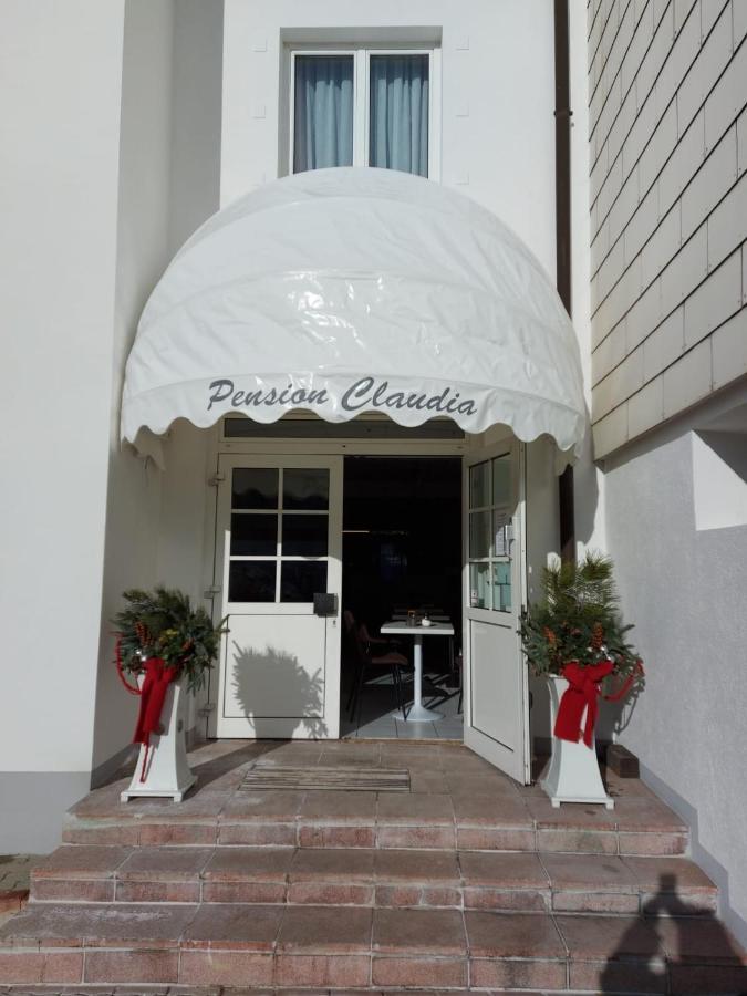 Pension Claudia Voesendorf Ngoại thất bức ảnh